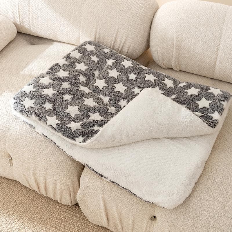 Cartoon Bear Flannel Stroking Cats Pet Blanket Dog Cushion Quilt Dog Household Pet Products Universal In All Seasons S