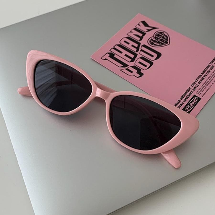 New Pink Cat Eye Sunglasses Women Retro UV400 Sun Protection Fashion Luxury Brand Design