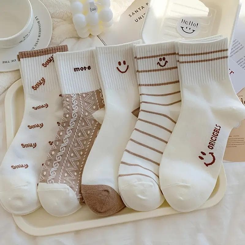 5 Pairs Cute Smiling Print Socks, Comfy & Soft Crew Sports Socks, Women's Stockings & Hosiery 5 Pairs