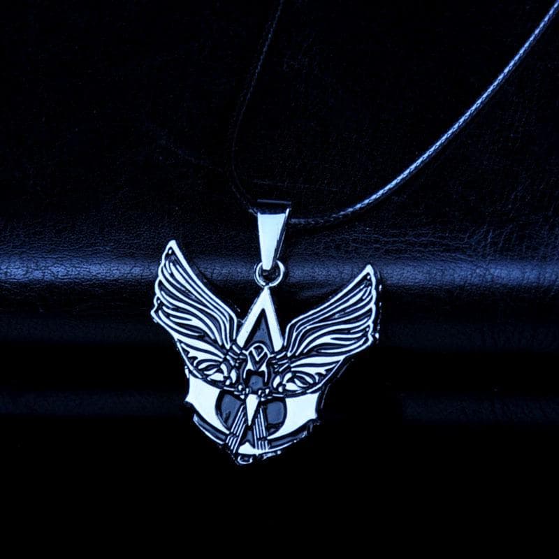 Retro Anime Necklace Assassin s Creed Flying Eagle Logo Male Necklace B
