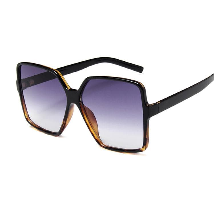 Newest Square Elegant Sunglasses Women Luxury Designer Italy Vintage Shades Eyewear Fashion Ladies Sun Glasses