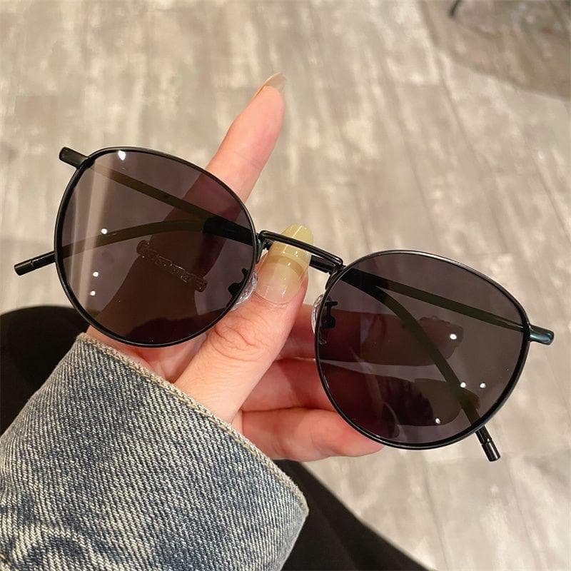 Men Women Luxury Round Metal Sunglasses UV400 Protection Outdoor Fashion Frame Casual Glasses Gafas De Sol