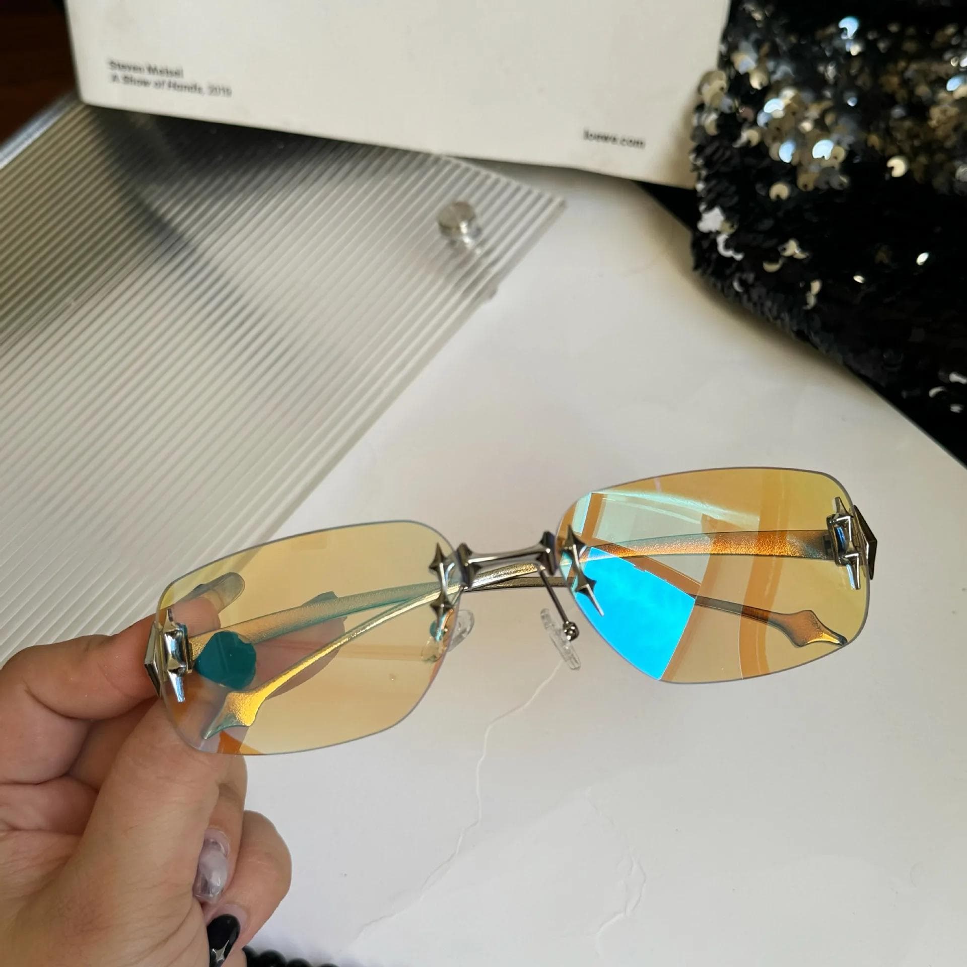 Y2K Vintage Rimless Square Sunglasses Women Men Luxury Designer Sun Glasses Punk Hip Hop Rivet Star Shades UV Protection 1PC