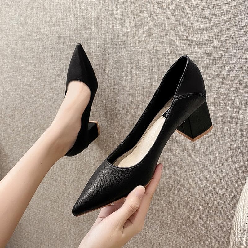 Pointed Toe Chunky Heel Low-Cut High Heels Soft Leather Commuter Work Shoes Korean Style New Single Layer Shoes 40