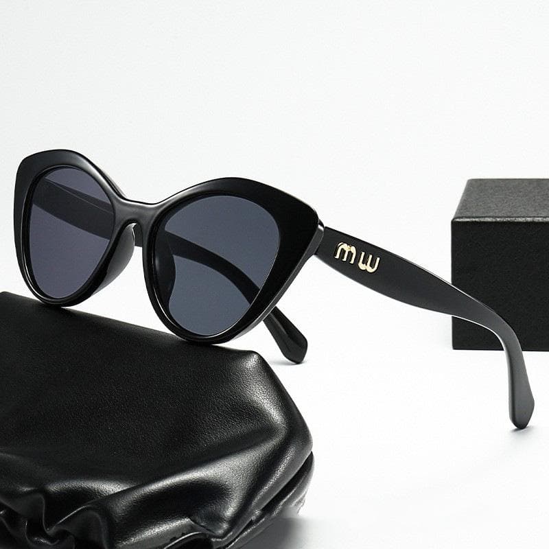 European American Fashion Cat Eye Sunglasses Women Retro Small Frame UV Protection Stylish Design