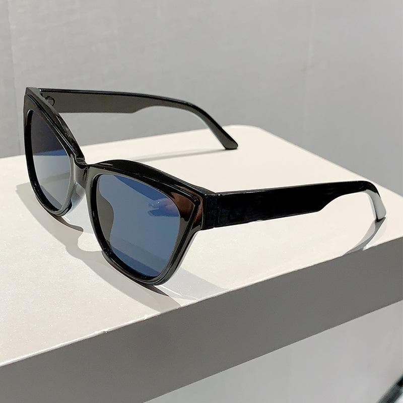 Fashion Vintage Luxury Designer Cat Eye Sunglasses Women Men UV400 Punk Popular Outdoor Shades