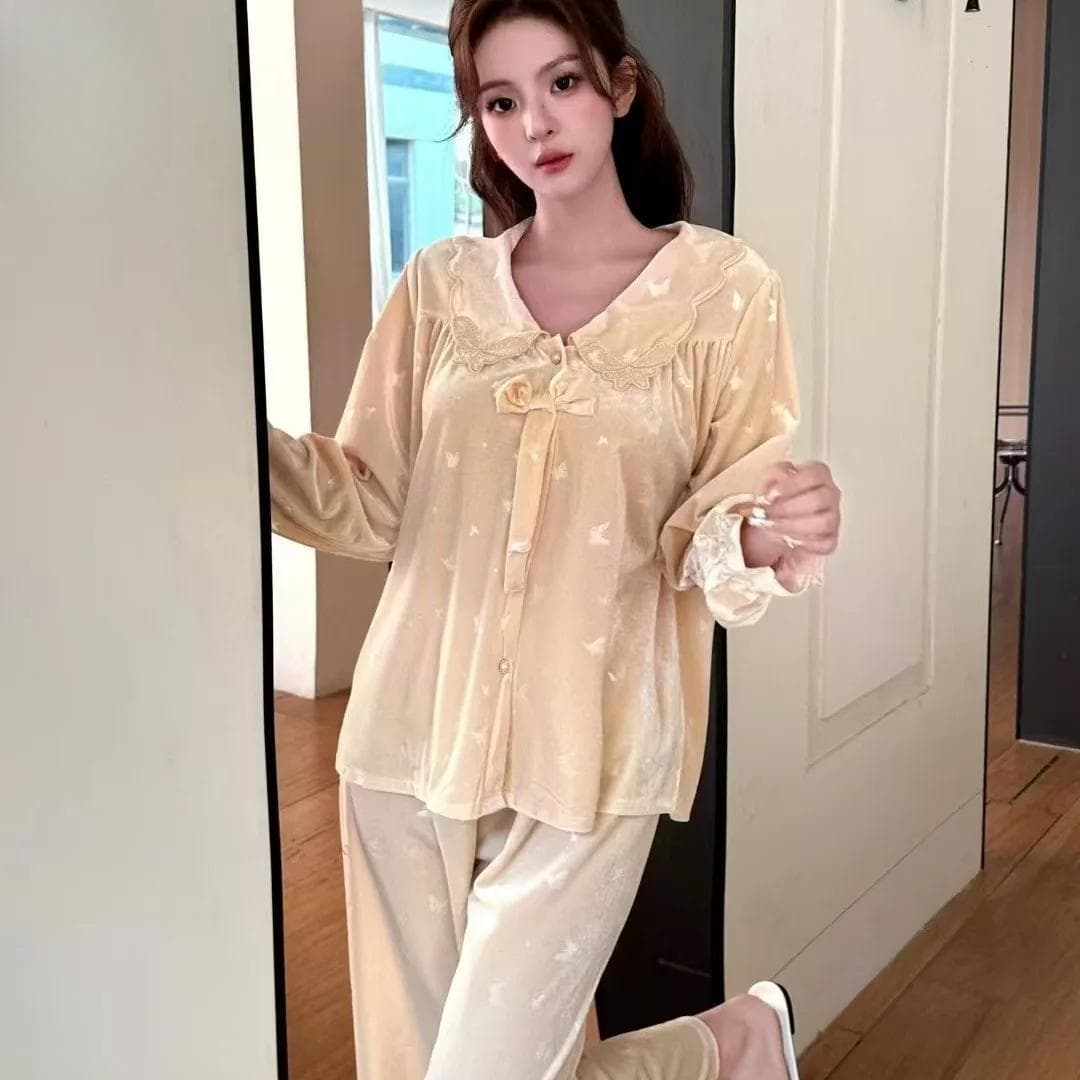 New High-grade Golden Velvet Elegant Pajamas Women's Autumn and Winter Long Sleeve Outer Wear Suit Slimming Home Clothes XXL yellow