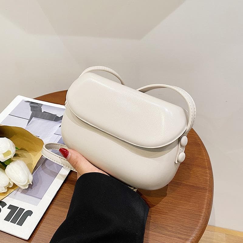 Red Saddle Bag, Summer Retro Ins Crossbody Small Bag, Women's Versatile and Simple Mobile Phone Bag 19*13*5cm white