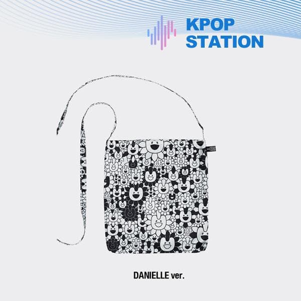 NewJeans - [Supernatural] NJ X MURAKAMI (Cross Bag ver.) [Random Version] DANIELLE