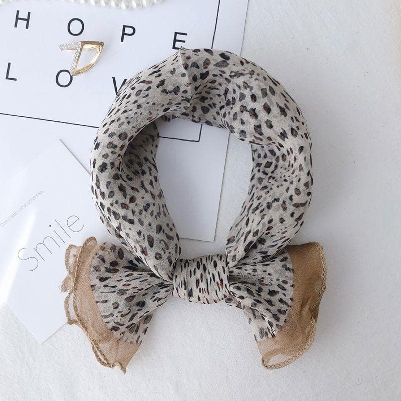 Lotus Leaf Edge Autumn Neck Protection Scarf Versatile Thin Design Summer Sun Protection Neck Fungus Edge Scarf for Women 58*58CM