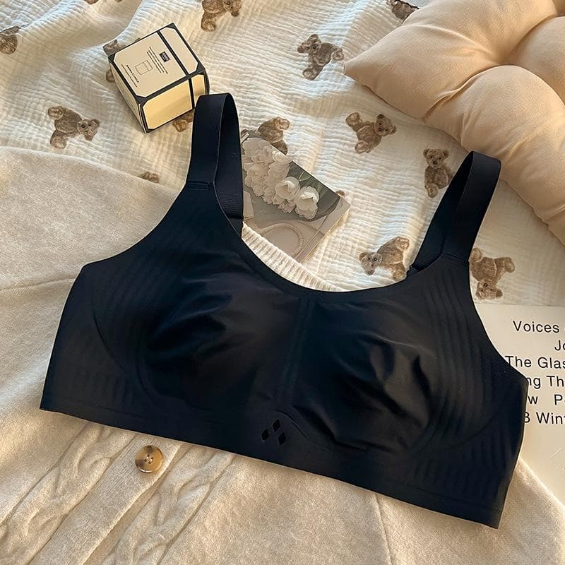Large Size Women Summer Thin Large Breasts Show Small No Trace Rabbit Ears To Receive A Pair of Milk To Prevent Sagging Bra 5XL black
