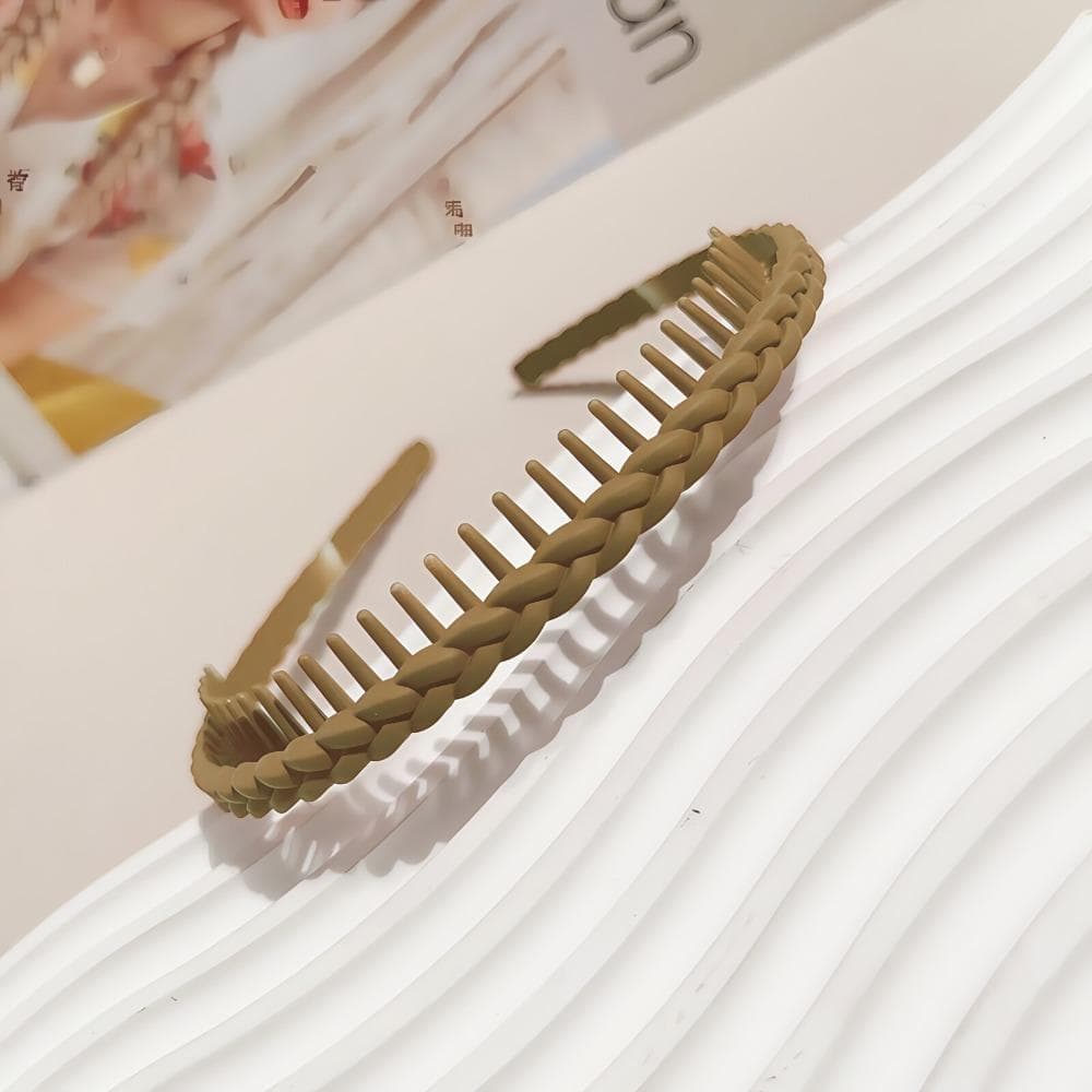 Fashion Plastic Twist Cross Headband for Women Girls with Teeth Non-slip Flexible Hoop Wash Face Hair Styling Accessories New khaki