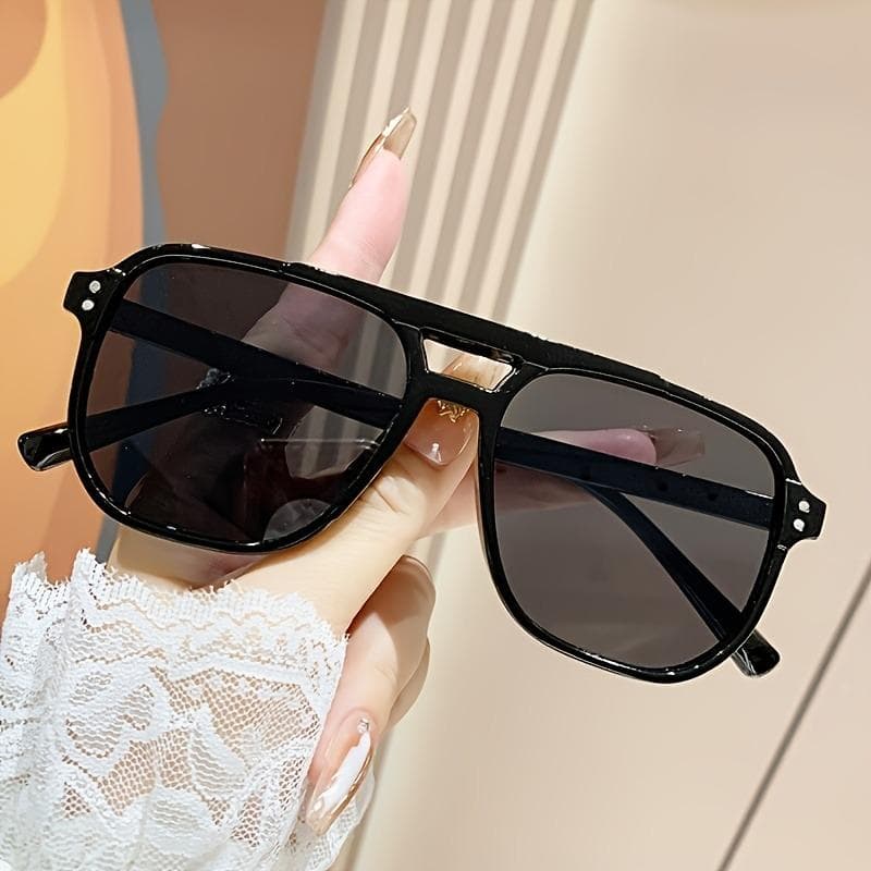 Street Style Glasses Fashionable Black Rim Design Ideal For Parties Decorative Lenses Activity Eyewear