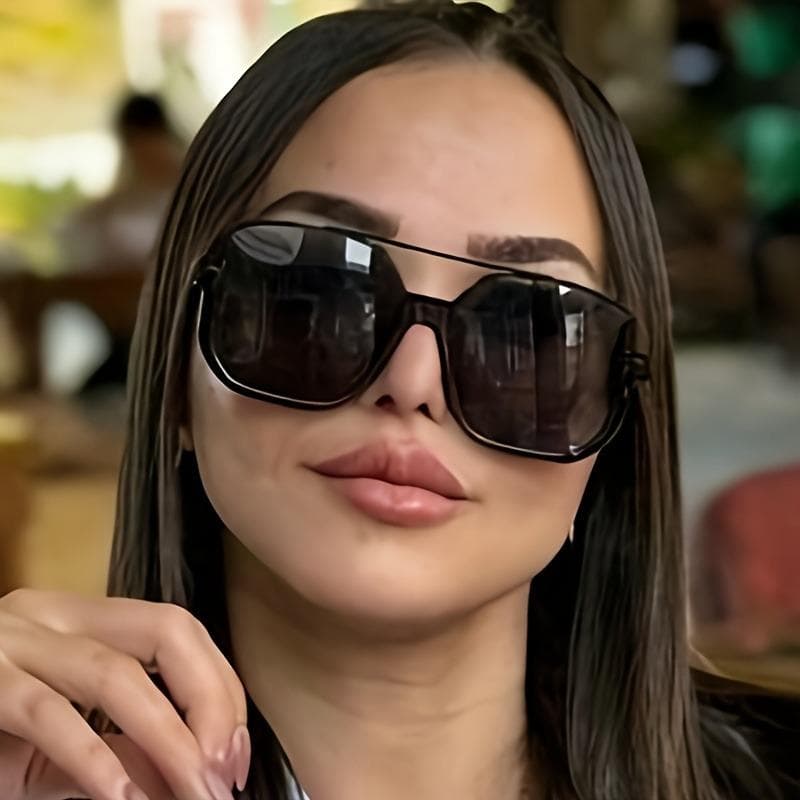 Womens Oversized Square Metal Frame Sunglasses Lightweight PC Lenses UV Protection for Beach Travel Outdoor