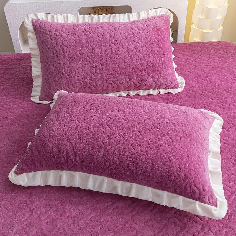 Thickened Milk Velvet with Cotton Pillowcase Paired with Lace Pillowcase Thickened and Warm Pillowcase with Added Velvet 48X74cm-2pcs purple