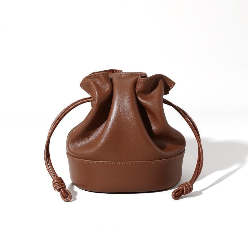Leather Cloud Bag High-end Fashion Leather Women's Bag Large Capacity and Quality Versatile Shoulder Bag 16.5*10.5*17cm brown