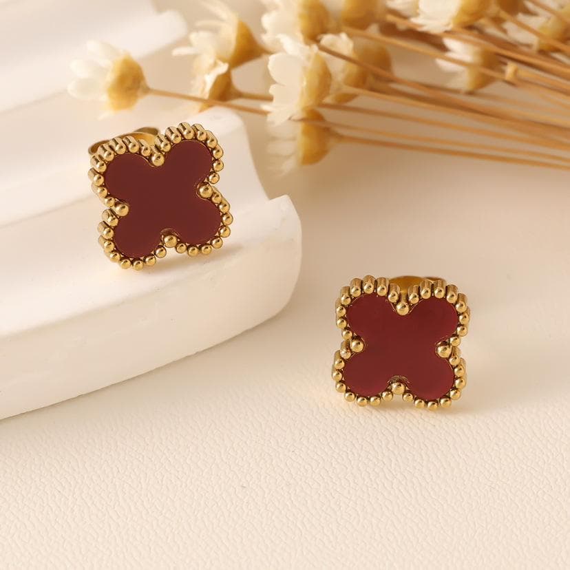 New Titanium Steel Earrings Fresh Sweet Temperament Four-Leaf Clover Earrings Female Jewelry burgundy