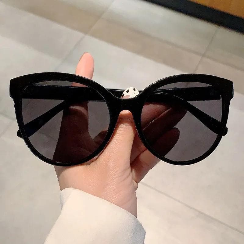 Vintage Cat Eye Sunglasses Women Stylish Oversized Candy Color Fashion Sun Glasses Outdoor Shades Brand Design