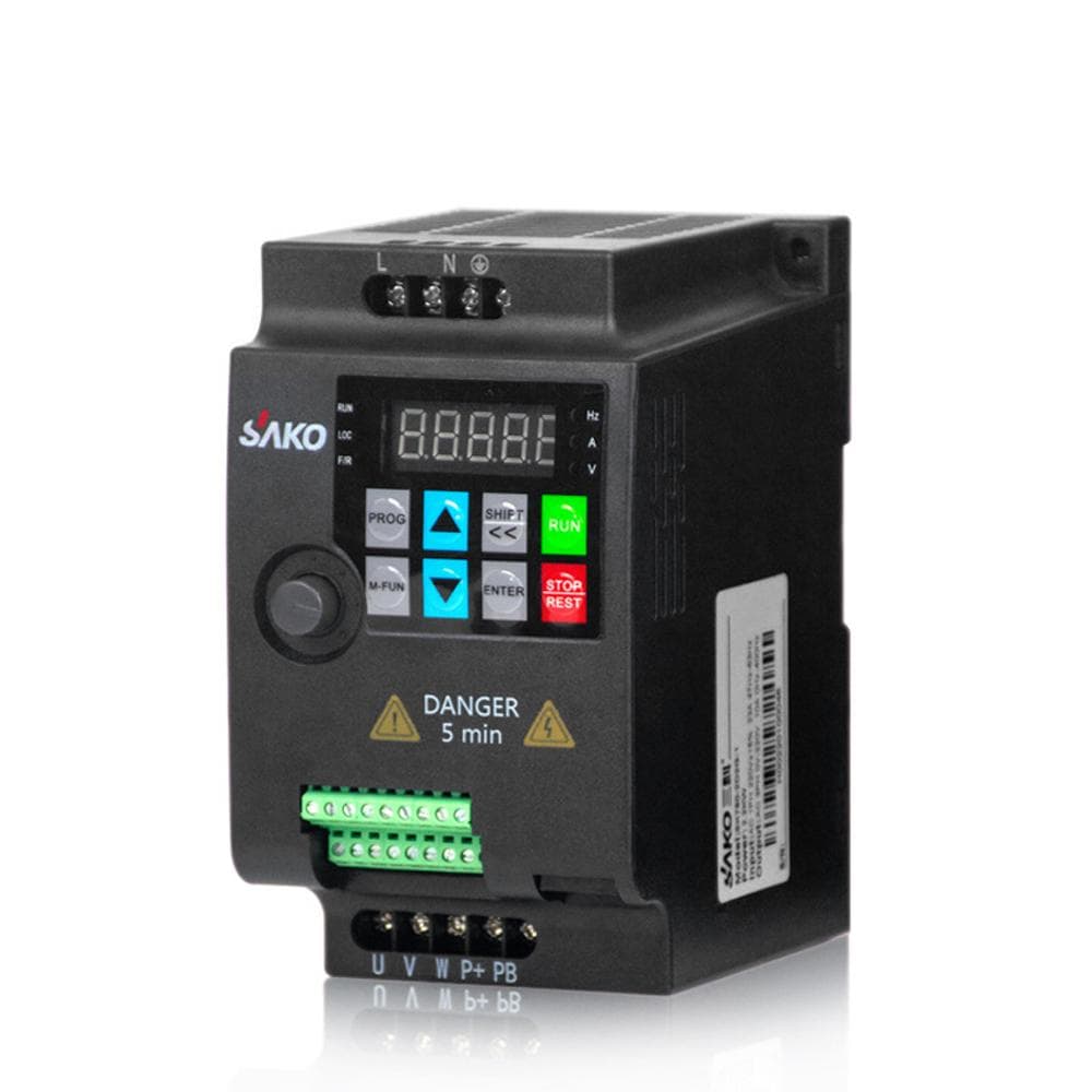Single Phase AC220V Vector Inverter VFD Variable Frequency Converter for Stepless Motor Speed 1.5KW multicolour