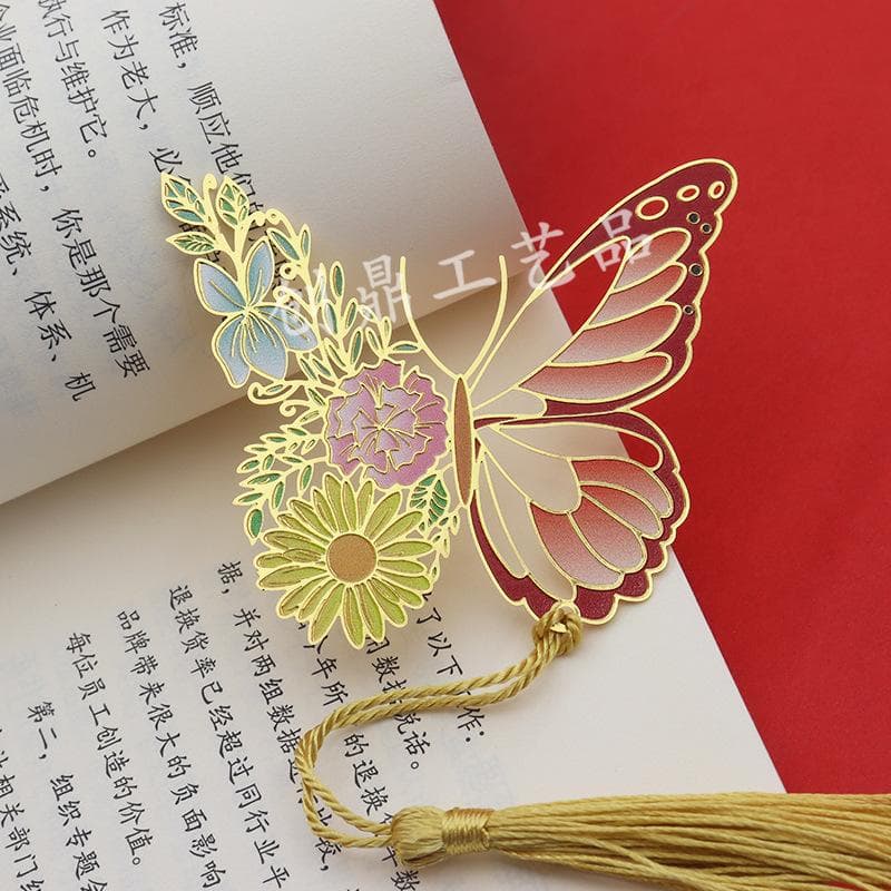 Chinese Style Metal Butterfly Flower Bookmarks Exquisitely Hollow Tassel Pendant Book Clip Students Reading Tool School Supplies