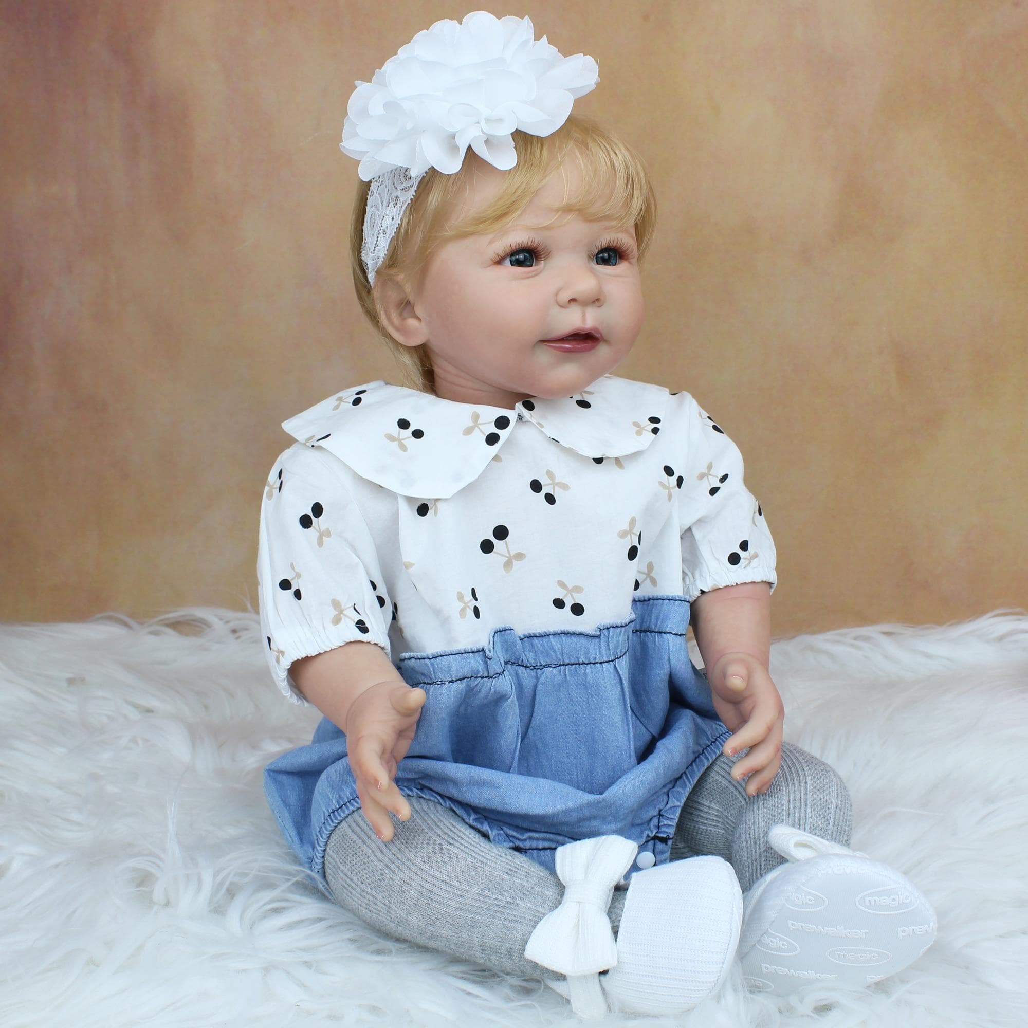 BZDOLL 55 CM 3D-Paint Skin Soft Silicone Reborn Baby Doll Toy For Girl Lifelike 22 Inch Princess Lisa Bebe Dress Up Play House Gift 55cm 3D-paint Skin Doll