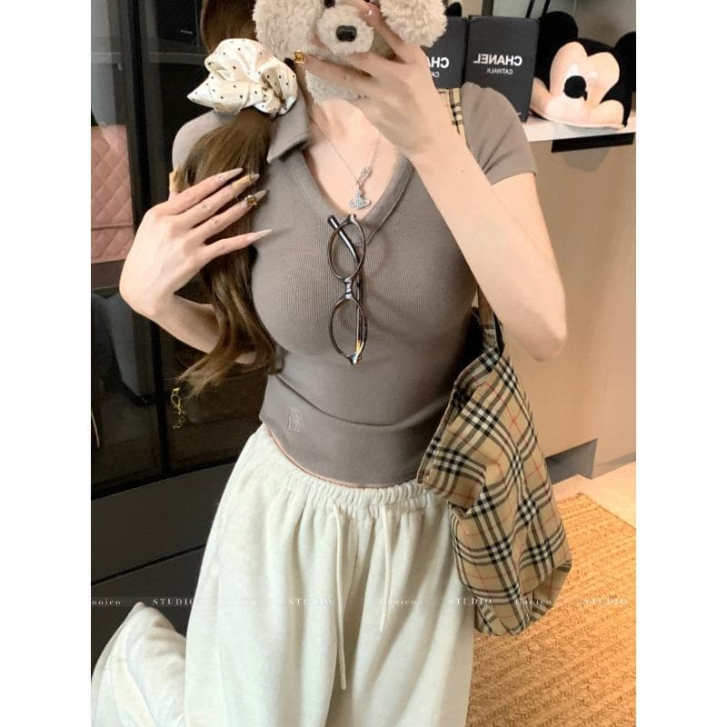 Slim V-neck Short-sleeved T-shirt for Women In Summer Design, Short Lapel, Navel, Slim Black Base Top XL green