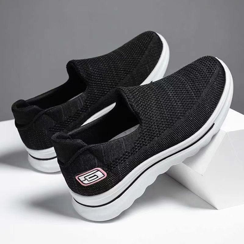 Female Spring and Summer Lazy Casual One Foot Soft Sole Lightweight Walking Shoes Flat Bottom 40