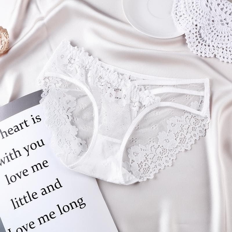 Women Panties Floral Lace Charming Briefs Lingerie Underwear Women Beauty Hip Pants Bragas Tanga M white
