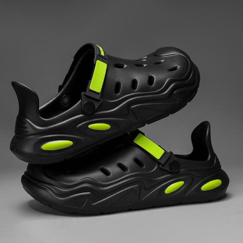 Fashionable Simple Classic Men Hole Shoes Home Bathroom Non-Slip Lightweight Slippers Outdoor Anti-Collision Hollow Garden Shoes 45