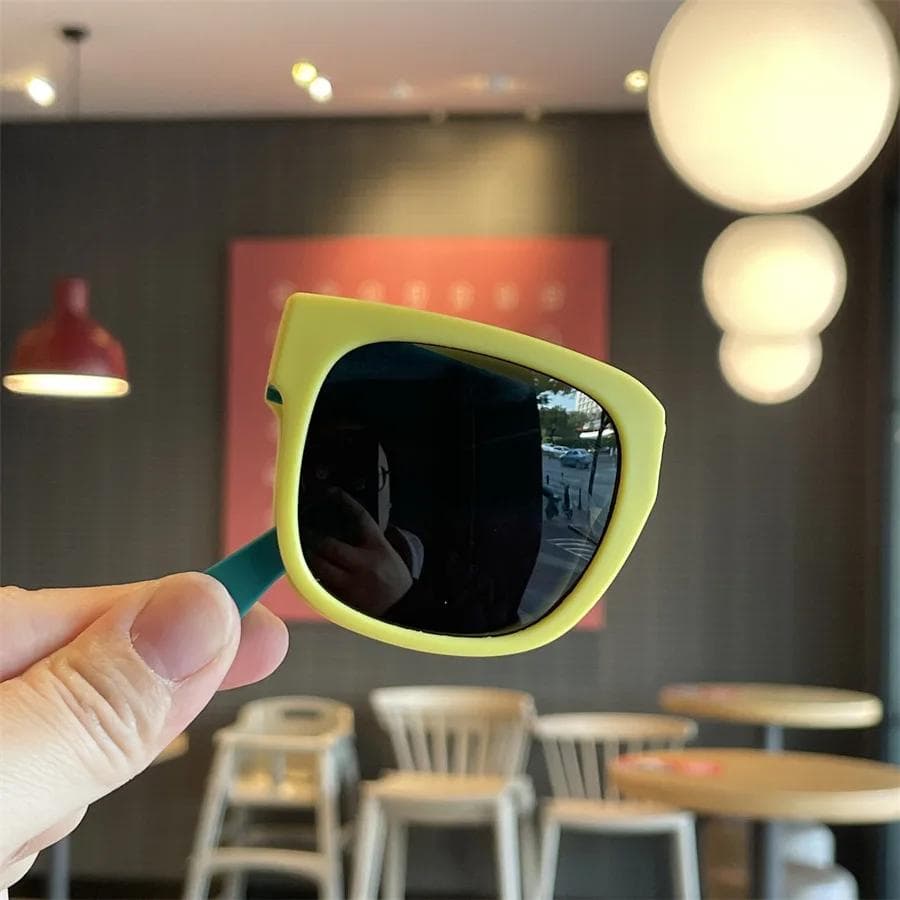Kids Sunglasses for Toddler Boys Girls Foldable UV400 Protection Square Frame Travel Goggles Children Eyewear Shades