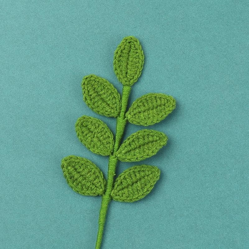 1pc Crochet Leaves Knitted Eucalyptus Leaves Handmade Knitting Plant Artificial Plant for Flower Vase Home Decor dark green
