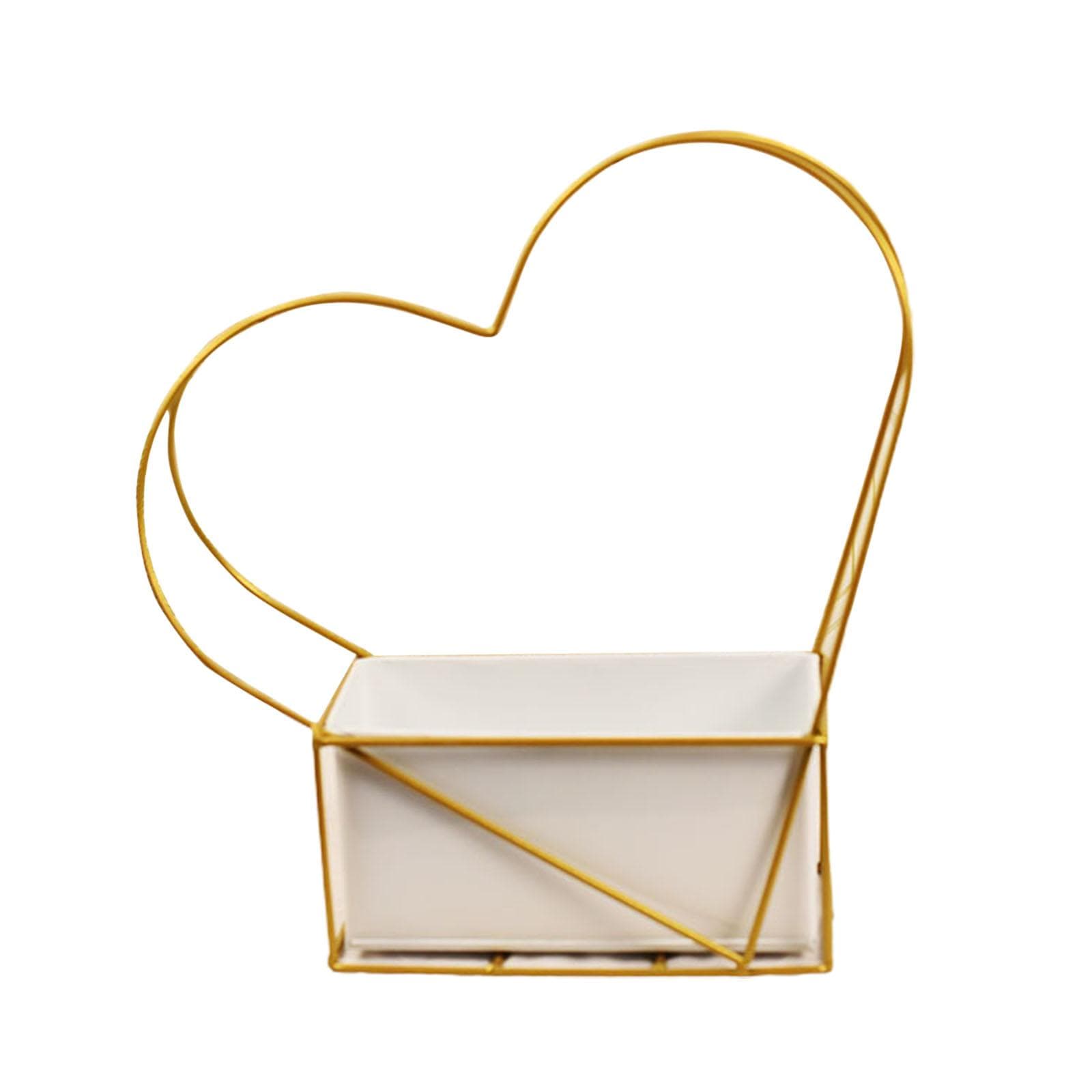 Iron Flower Basket Golden Heart Shape Geometric Flower Basket Flower Arrangement Basket for Wedding