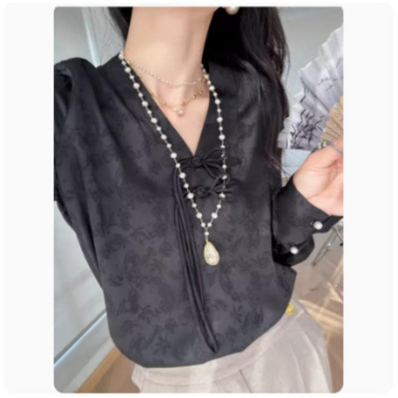 New Top Temperament Women's Clothing New Chinese Style Jacquard V-neck Button Loose Long-sleeved Shirt for Women 3XL