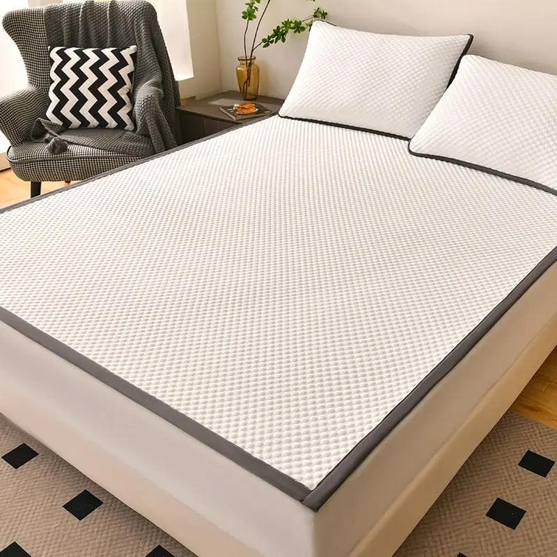 Breathable Cooling Mattress Pad With Lightweight Cushion For Air Conditioned Comfort Smooth And Skin Friendly Cool Feeling 180x200cm 1pc