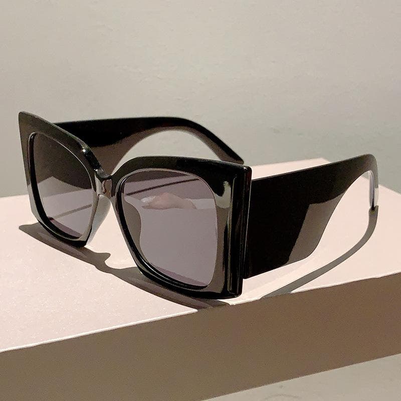 Big Frame Cat Eye Butterfly Sunglasses Women Vintage Trendy Punk Oversized Luxury Designer Wide Leg Shade