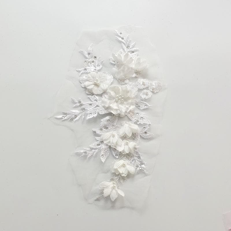 1Piece Rhinestone Flower Beaded Appliques for Wedding Dress Sewing Appliquee Repair 16CM white