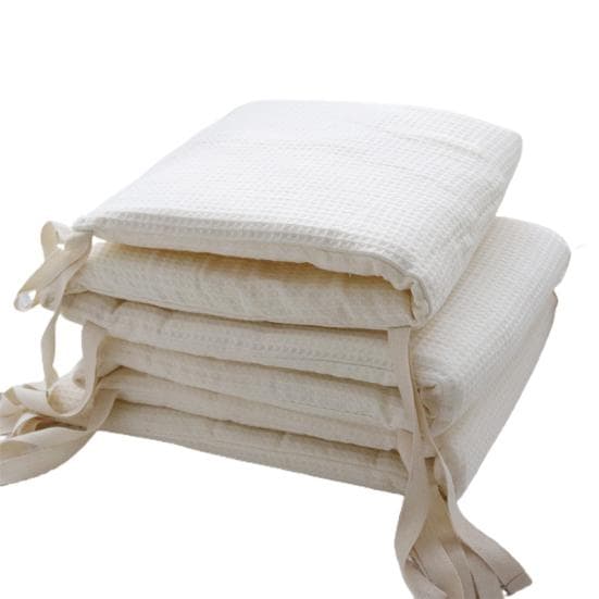 Infant Crib Liner Soft Texture Detachable Washable One-piece Baby Crib Bumper Protector Cushion for Home 200cm white
