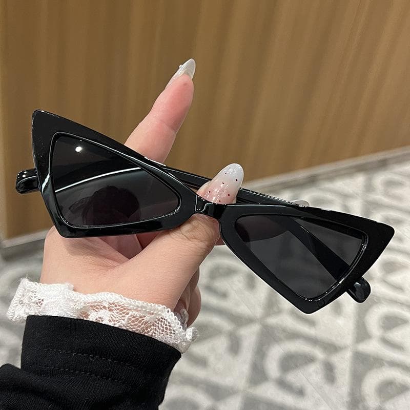 New Fashion Women Irregular Triangle Sunglasses UV400 Protection Summer Eyewear Gafas De Sol Personalized Design 1PC