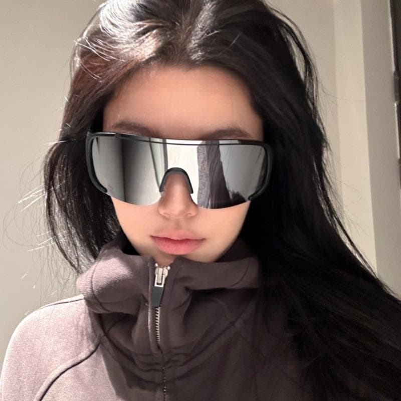 Large Frame Windproof Glasses for Men Women Fashionable Blue Light Protection Anti Glare Surround Design