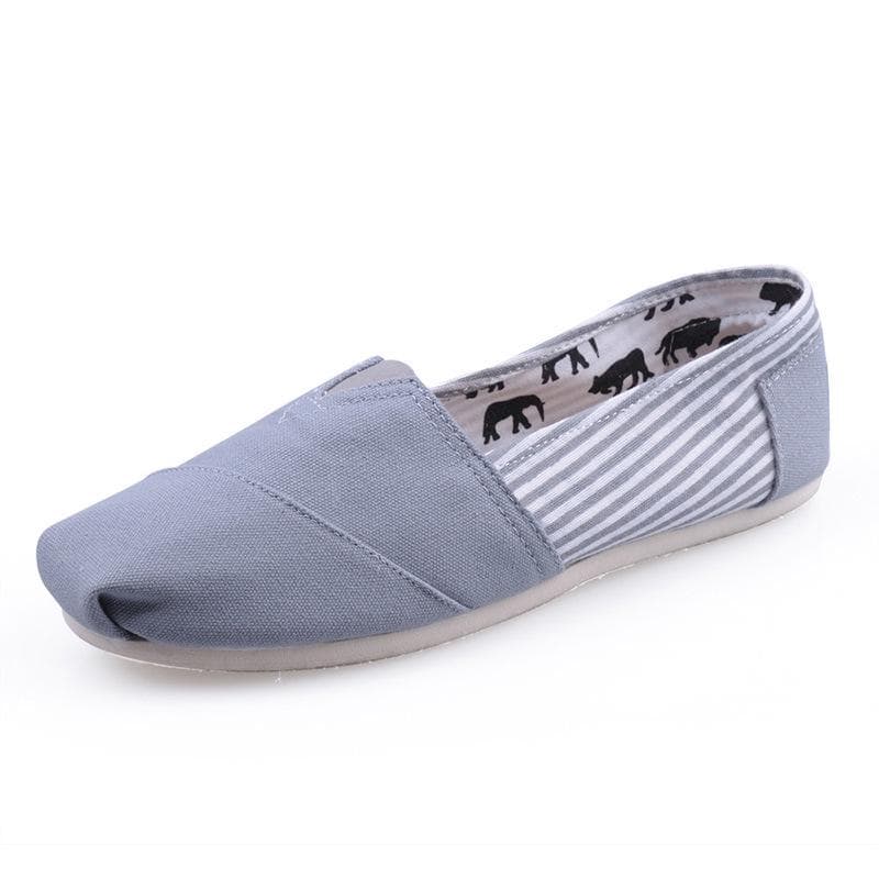 New 2025 canvas shoes men's and women's lazy shoes solid color Toms shoes Thomas cloth shoes Mary shoes comfortable and versatile 35