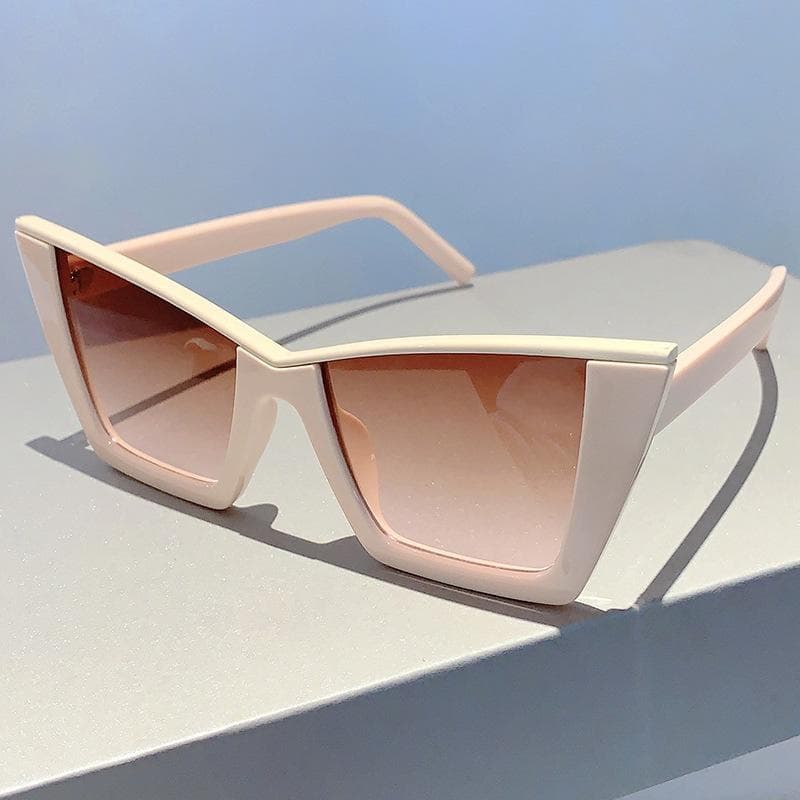 New Fashion Women Sunglasses Trendy Cat Eye Design UV Resistant High End Glasses for Men and Women Outdoor Sunnies