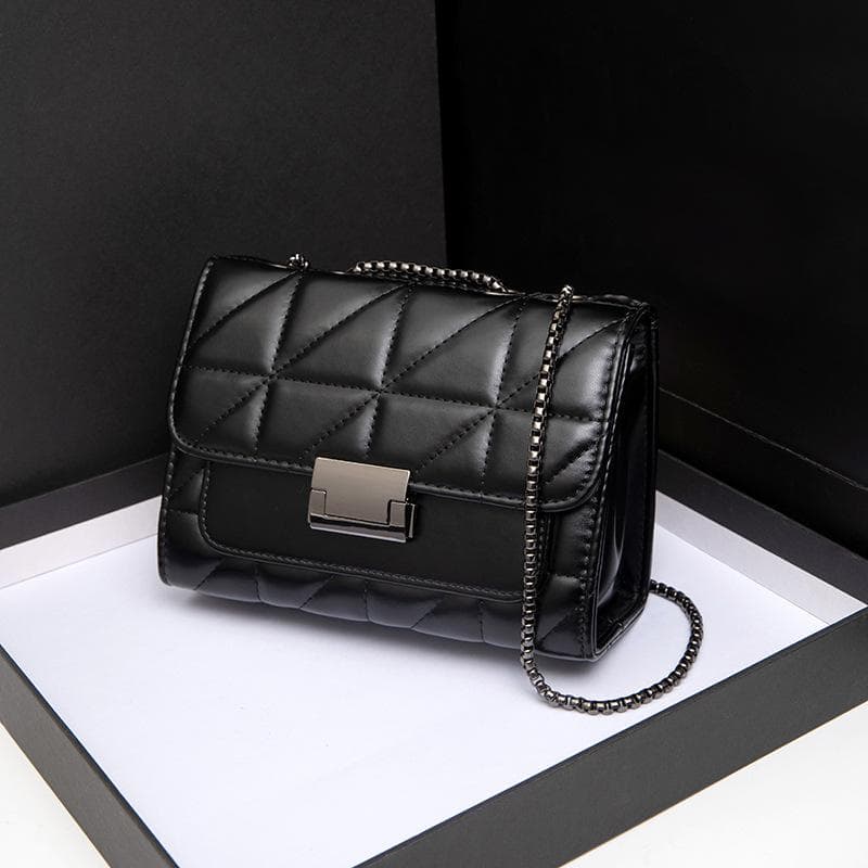 Vintage Women's Crossbody Bag Western Style Chain Small Bag Fashion Diamond Check Shoulder Bag black