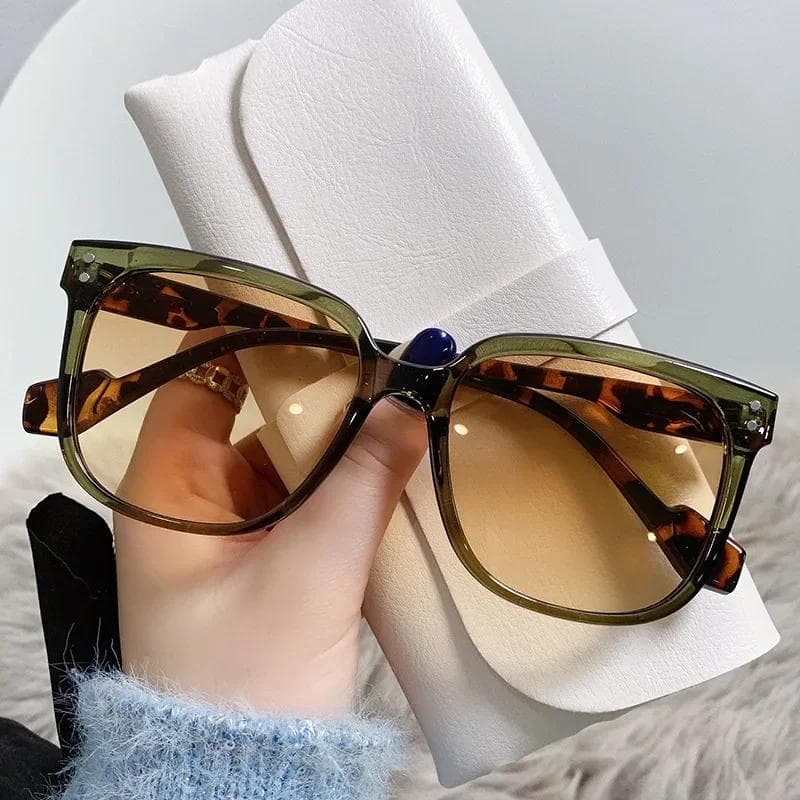 Vintage Square Sunglasses Women Men Designer Luxury UV400 Protection Classic Outdoor Sun Glasses for Ladies Eyewear 1PC
