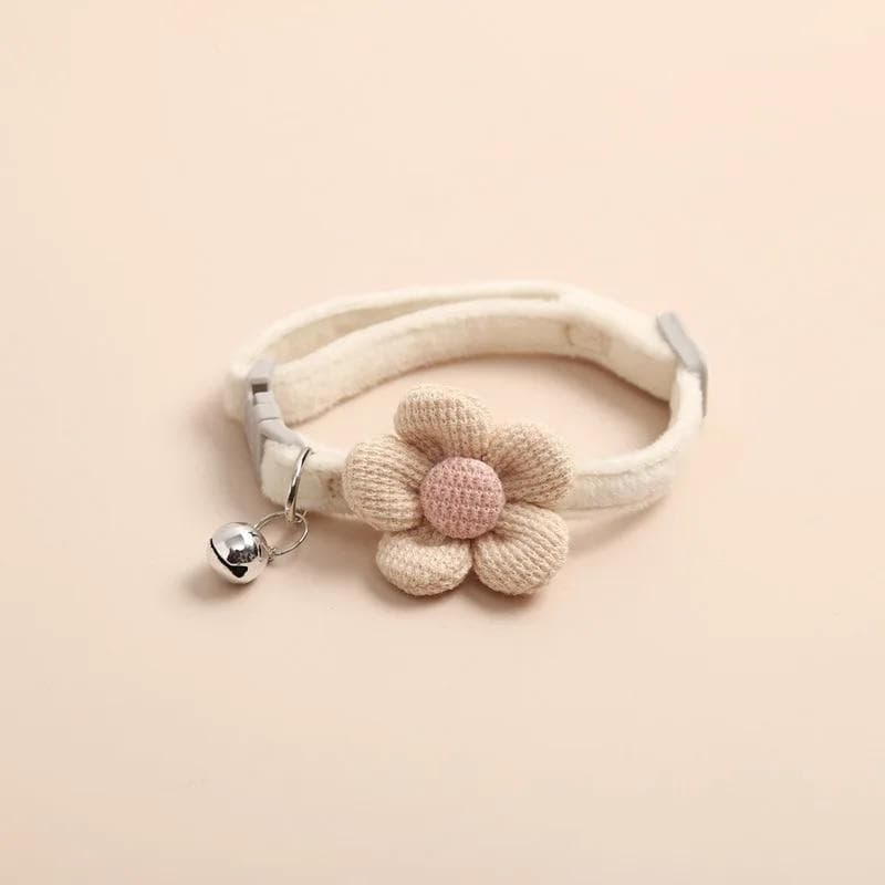 1Pc Cat Collar With Cute Flower Adjustable Buckle Cat Collar Bell Cat Small Pet Supplies Kitten Collar apricot