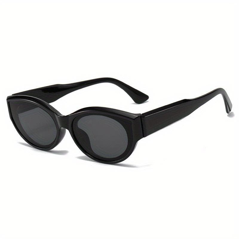 Ladies Cat Eye Glasses Sporty Stylish Fashion Accessories for Casual and Formal Wear Trendy Street Look
