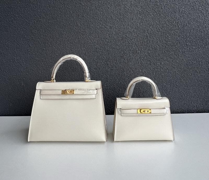 New Leather Cowhide Women's Bag Mini Bag BOX Glossy Leather Patent Leather Bag+handbag Shoulder Bag 19x7x15cm without lock white