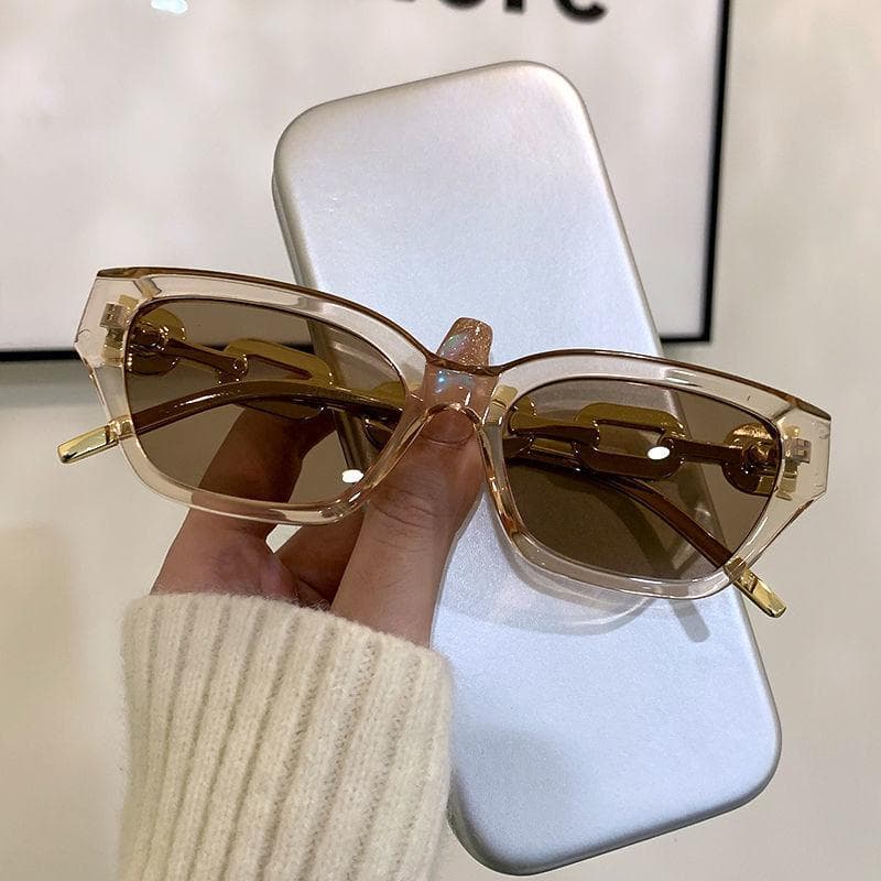 Luxury Designer Cat Eye Sunglasses Women Fashion Vintage Metal Chains Shades UV400 Protection Trendy