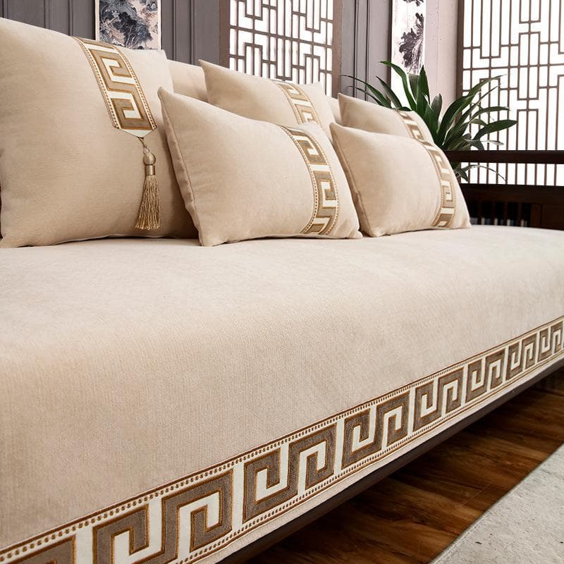Luxury Embroidery Sofa Cover Protector Non-slip Wide Gold Side Couch Slipcover Four Season Universal Sofa Covers for Living Room 110x210cm 1pcs