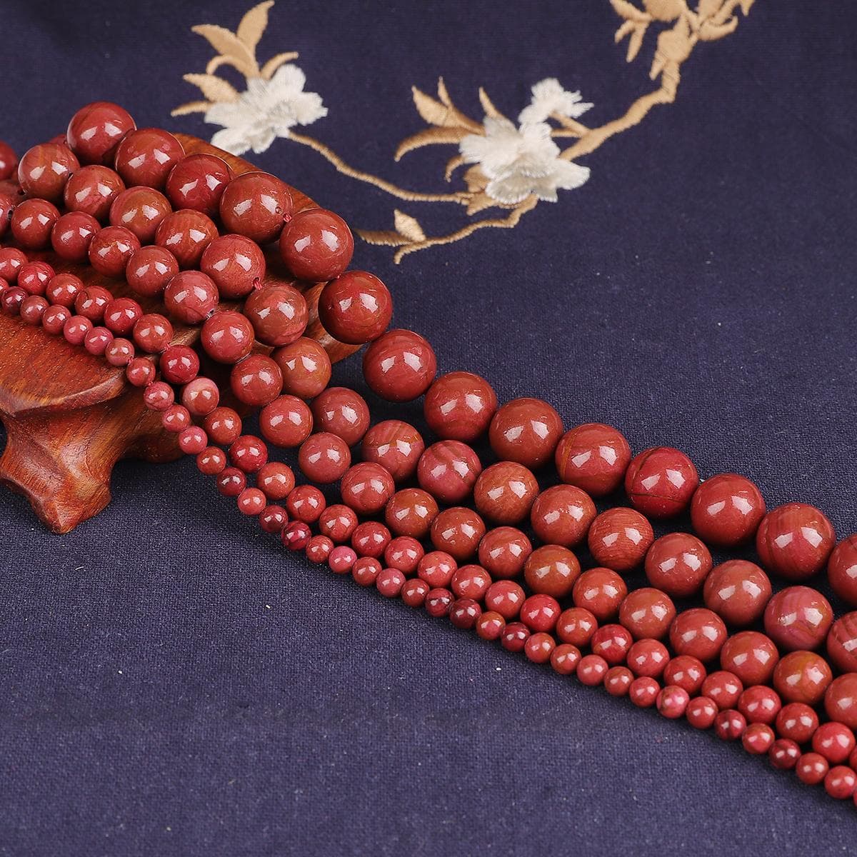 Natural Stone South Red Agate Loose Beads 6 8 10 12 MM Pick Size for Jewelry Making 6mm 61pcs