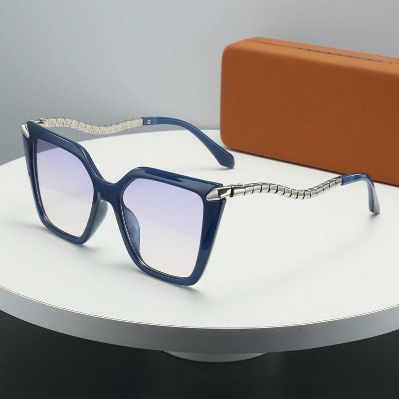 Metal Snake Sunglasses Women Luxury Designer Punk Vintage Big Frame Sexy Lady Shades UV400